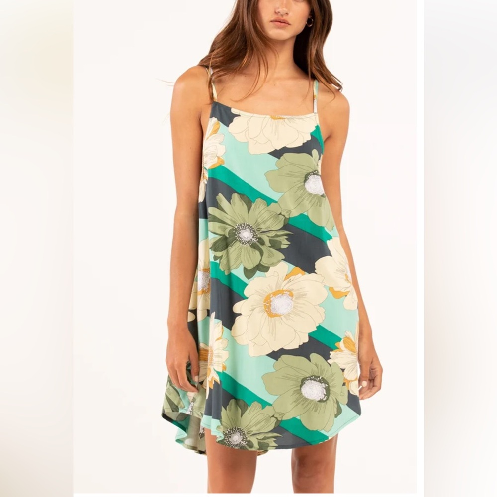 O’Neill Dress 💋💄
